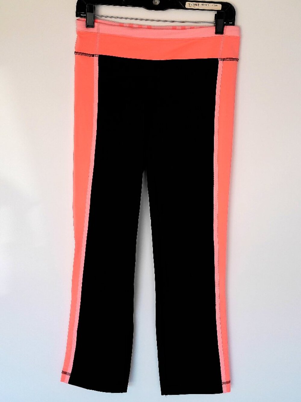 Lululemon Run Rise and Shine 7/8 Tight Size 8 Black & pop orange color block